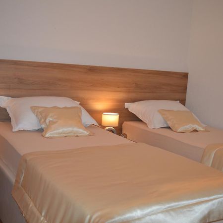 Blue Lake Luxury Rooms Grabovica Esterno foto
