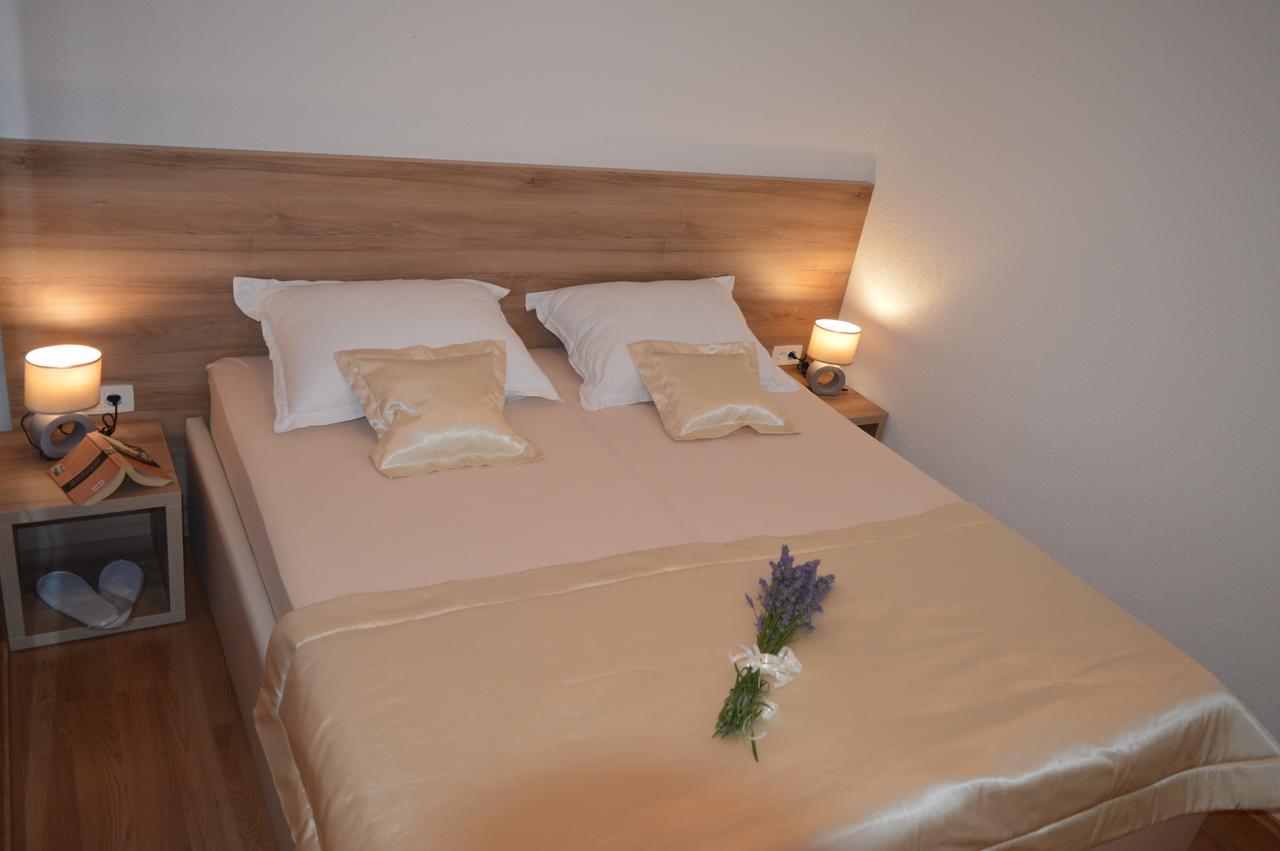 Blue Lake Luxury Rooms Grabovica Esterno foto