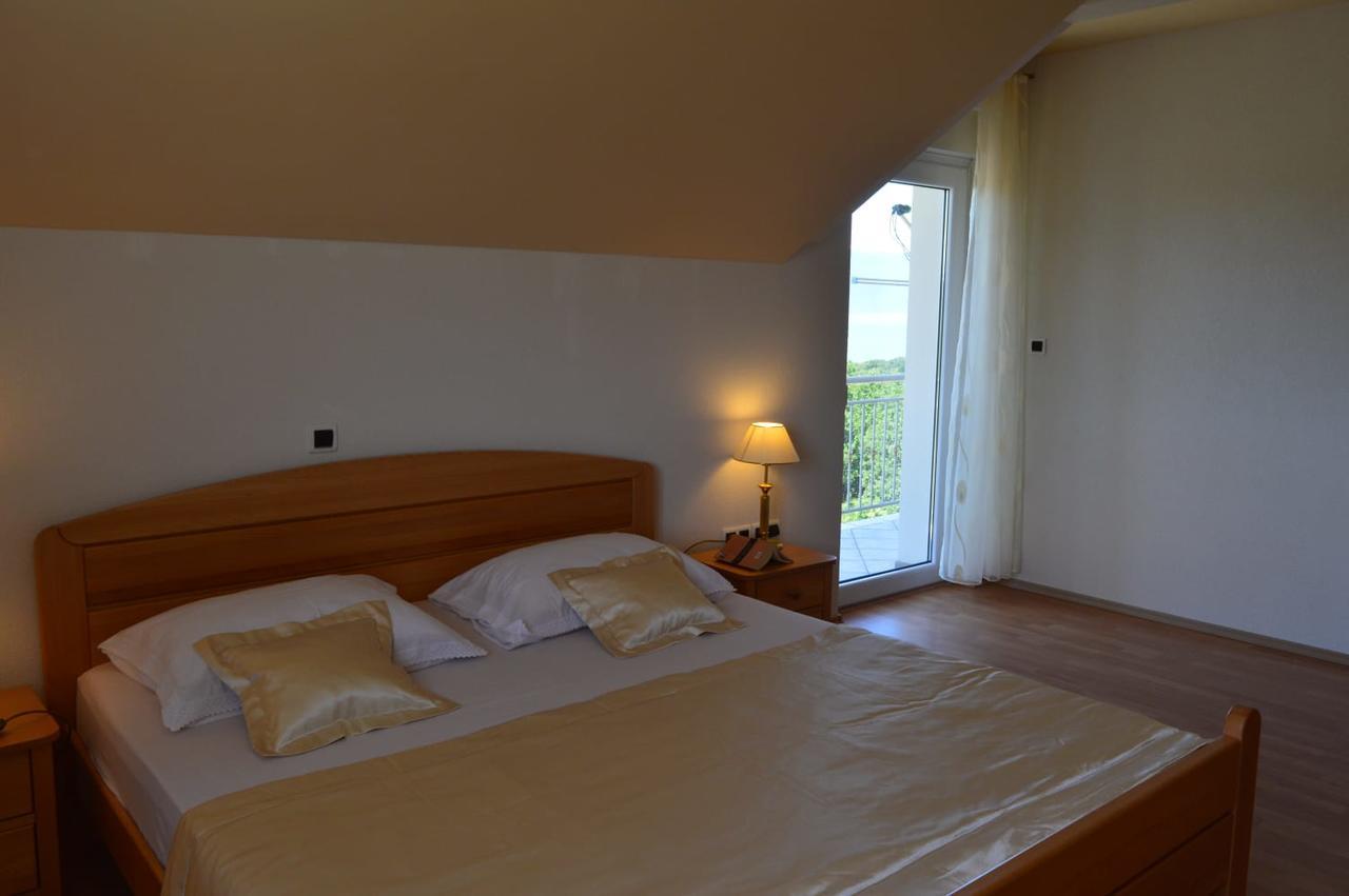 Blue Lake Luxury Rooms Grabovica Esterno foto
